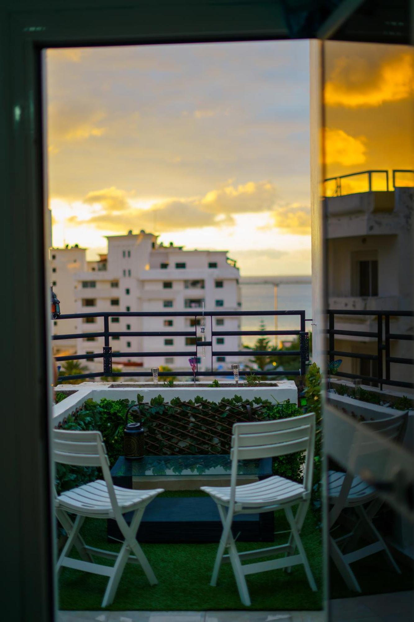 Bright Apartment With Sea View, Few Steps Away From The Tgv Tanger Exteriör bild